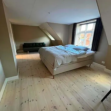 Byhuset - Penthouse Apartmanhotel Vejle