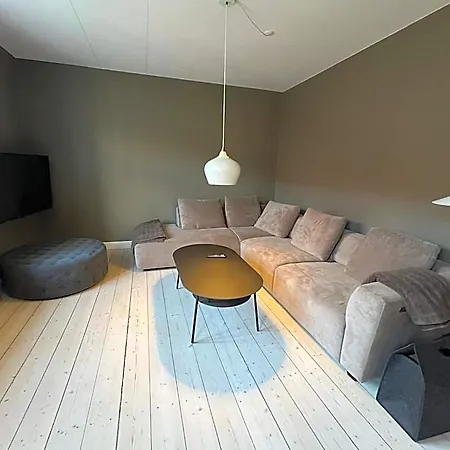 Byhuset - Penthouse Apartmanhotel 3*