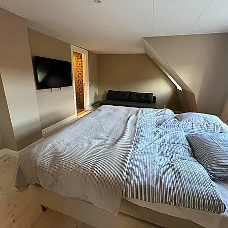 Byhuset - Penthouse Apartmanhotel 3*